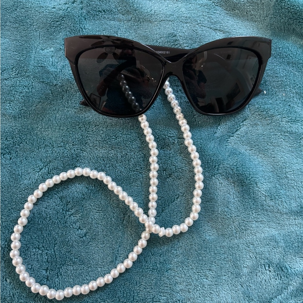 Betsey Johnson Black Sunglasses with Pearl Chain